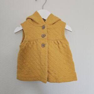 5/$15 Carter's Quilted Mustard Yellow Hooded Vest, Size 12M